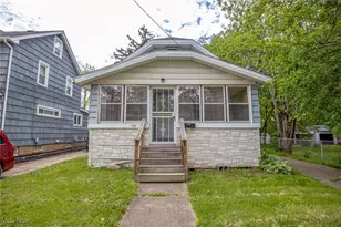 970 Mercer Ave, Akron, OH 44320 - Photo 1
