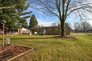 5042 Laddie Dr, New Franklin, OH 44319 - Photo 11