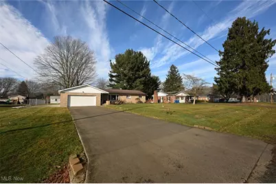 5042 Laddie Drive, New Franklin, OH 44319 - Photo 1