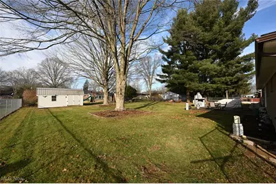 5042 Laddie Drive, New Franklin, OH 44319 - Photo 9