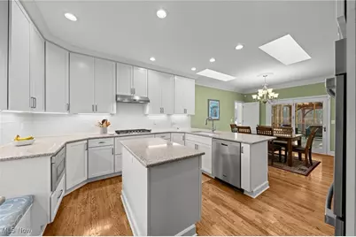 105 Fox Trace Lane, Hudson, OH 44236 - Photo 13