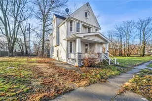 8110 Melrose Ave, Loveland, OH 44103 - Photo 3