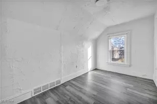 709 E 126th St, Loveland, OH 44108 - Photo 27