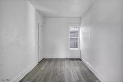 709 E 126th Street, Loveland, OH 44108 - Photo 33