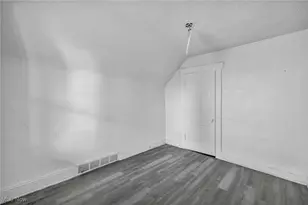 709 E 126th St, Loveland, OH 44108 - Photo 25