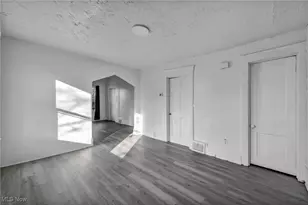 709 E 126th St, Loveland, OH 44108 - Photo 11