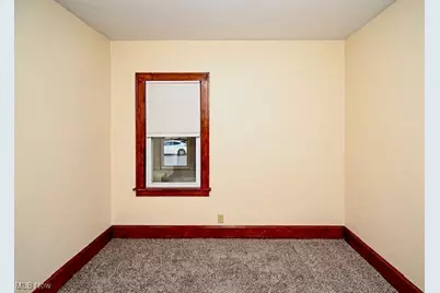 1412 Bellflower Avenue SW, Canton, OH 44710 - Photo 9
