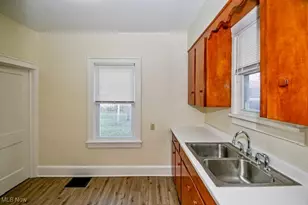 1412 Bellflower Ave SW, Canton, OH 44710 - Photo 21