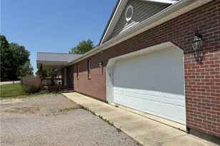 3720 Wesley Chapel Rd, Zanesville, OH 43701 - Photo 3