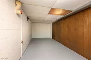 76 Magua Dr, Akron, OH 44319 - Photo 29