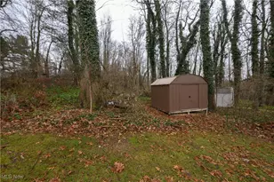 76 Magua Dr, Akron, OH 44319 - Photo 7