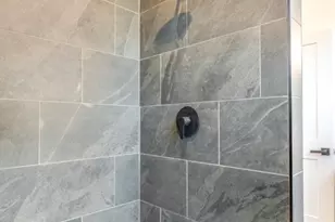 97 Mt View Ave, Akron, OH 44303 - Photo 25