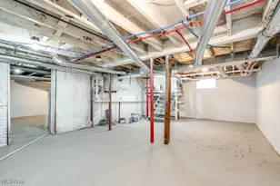 97 Mt View Ave, Akron, OH 44303 - Photo 37