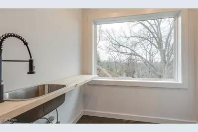 97 Mount View Avenue, Akron, OH 44303 - Photo 29