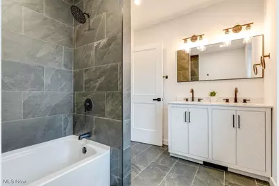 97 Mount View Avenue, Akron, OH 44303 - Photo 23