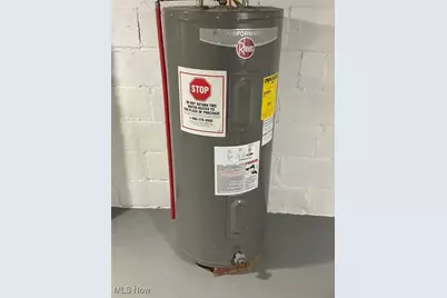 2911 7th Street SW, Canton, OH 44710 - Photo 9