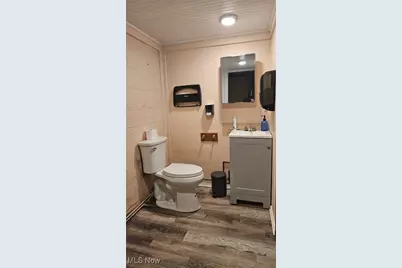 2055 S Main Street, Akron, OH 44301 - Photo 9