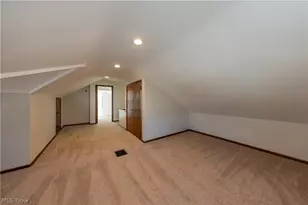 1560 Holmden Rd, South Euclid, OH 44121 - Photo 23