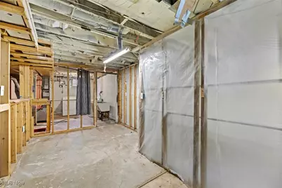 2211 Goodyear Boulevard, Akron, OH 44305 - Photo 27