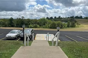 405 Colonial Dr, Steubenville, OH 43952 - Photo 3