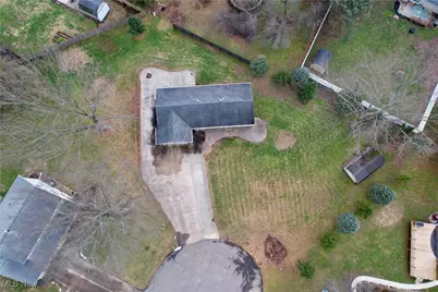 5648 Vantage Hill Avenue NW, Massillon, OH 44646 - Photo 5