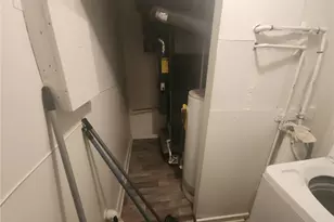 1276 Frederick Blvd, Akron, OH 44320 - Photo 11