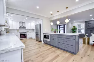 2531 Timberline Dr, Willoughby Hills, OH 44094 - Photo 11