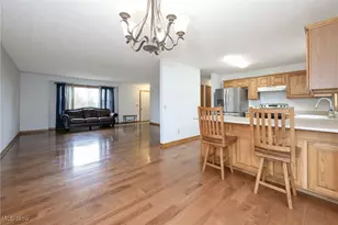 2094 Randolph Rd, Mogadore, OH 44260 - Photo 9