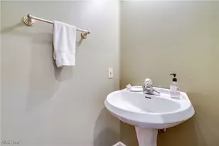 3432 Stillwater Ave NW, Canton, OH 44708 - Photo 31