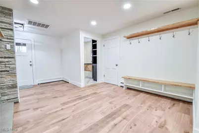 17460 Trillium Drive, Chagrin Falls, OH 44023 - Photo 13