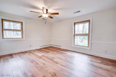 17460 Trillium Drive, Chagrin Falls, OH 44023 - Photo 33