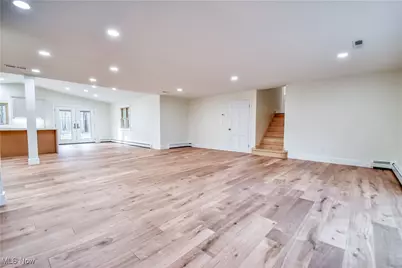 17460 Trillium Drive, Chagrin Falls, OH 44023 - Photo 7