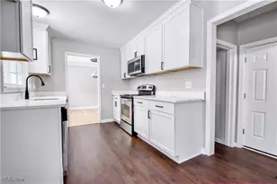 1099 Mt Vernon Blvd, Cleveland Heights, OH 44112 - Photo 11