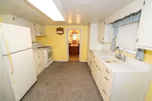 1573 Barnhill Rd SE, New Philadelphia, OH 44663 - Photo 15