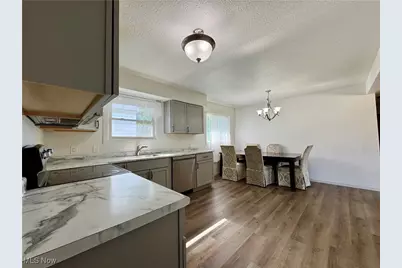 4011 Shanabruck Avenue NW, Canton, OH 44709 - Photo 13