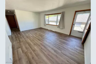 4011 Shanabruck Avenue NW, Canton, OH 44709 - Photo 7