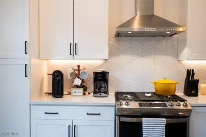 1446 E 15th Street, Loveland, OH 44114 - Photo 5