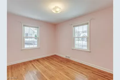 2206 14th Street, Cuyahoga Falls, OH 44223 - Photo 17