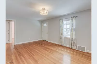 2206 14th Street, Cuyahoga Falls, OH 44223 - Photo 7