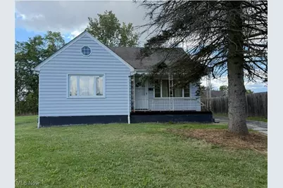 435 Blossom Avenue, Campbell, OH 44405 - Photo 1
