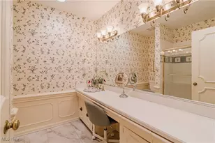 305 Hampshire Rd, Akron, OH 44313 - Photo 25