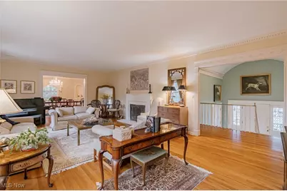 305 Hampshire Road, Akron, OH 44313 - Photo 7