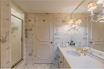 305 Hampshire Road, Akron, OH 44313 - Photo 39