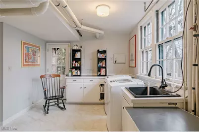 305 Hampshire Road, Akron, OH 44313 - Photo 41