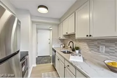 22081 River Oaks Drive #B1, Rocky River, OH 44116 - Photo 19