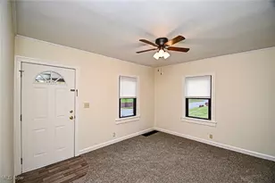 1622 Clarendon Ave SW, Canton, OH 44706 - Photo 3