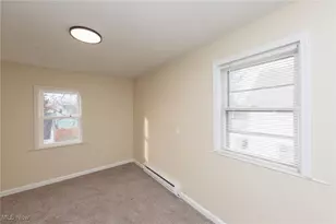 2440 E 32nd St, Lorain, OH 44055 - Photo 21