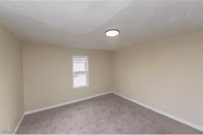 2440 E 32nd Street, Lorain, OH 44055 - Photo 19