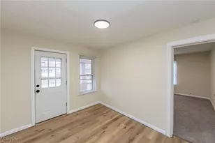 2440 E 32nd St, Lorain, OH 44055 - Photo 11