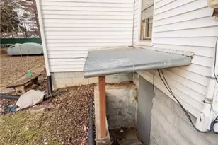 2440 E 32nd St, Lorain, OH 44055 - Photo 37